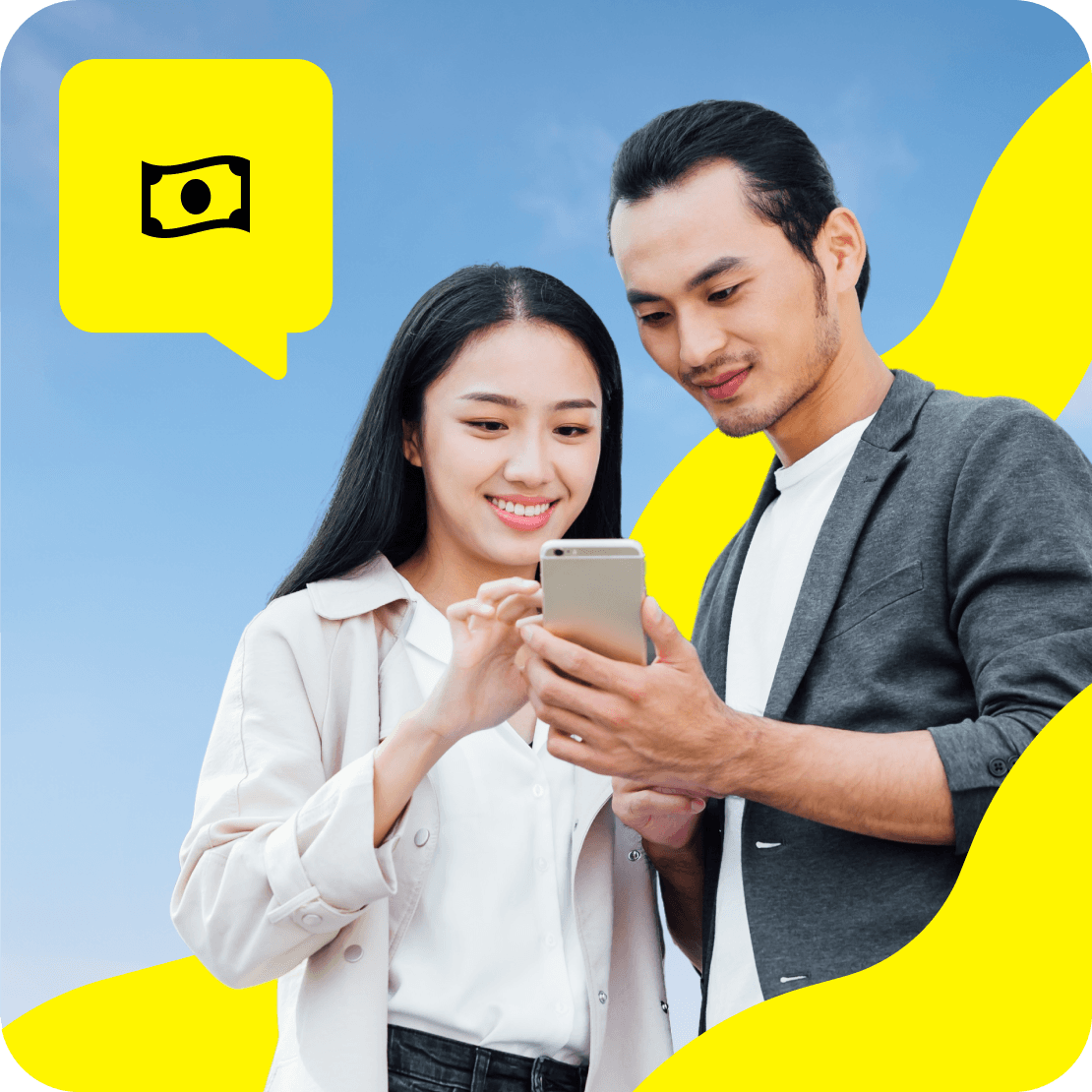 兩個人看著手機