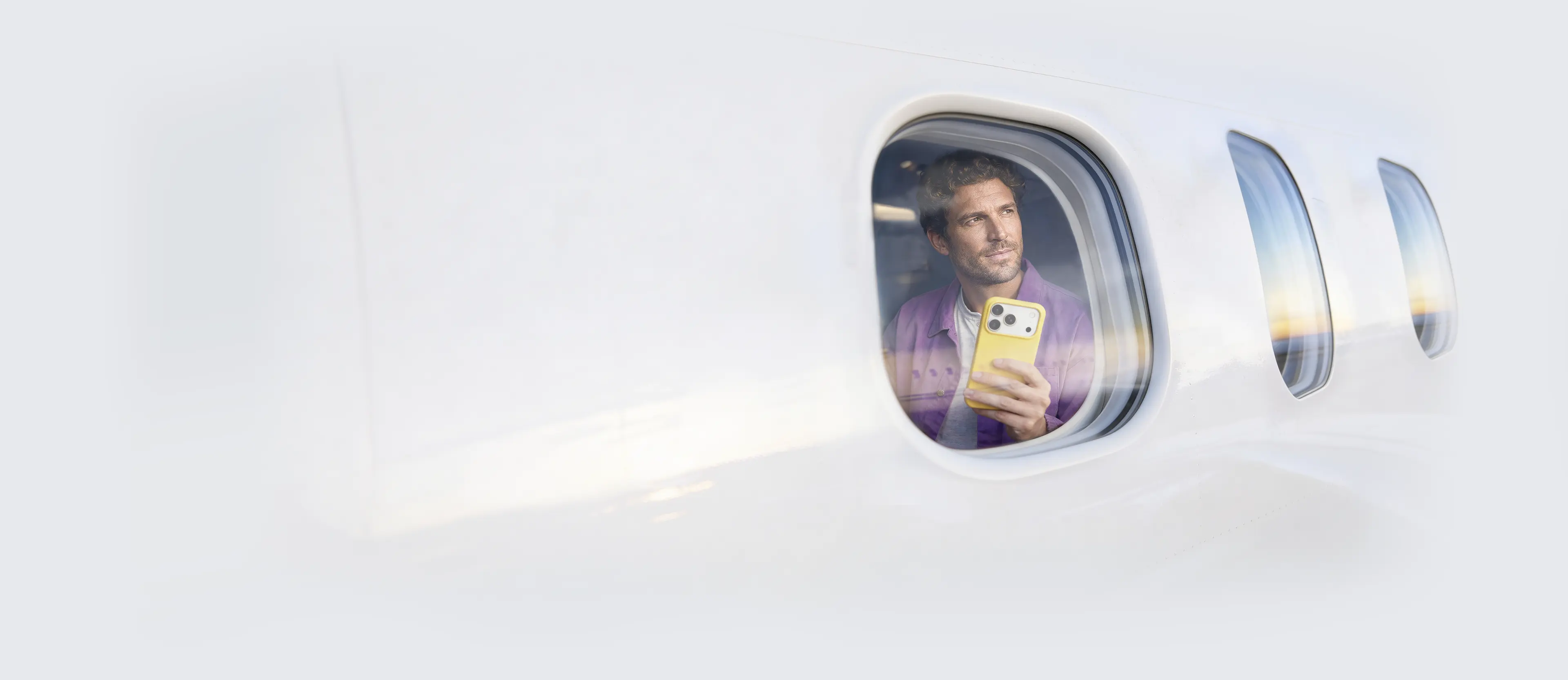 saily dach campain man visual desktop 5120x2220