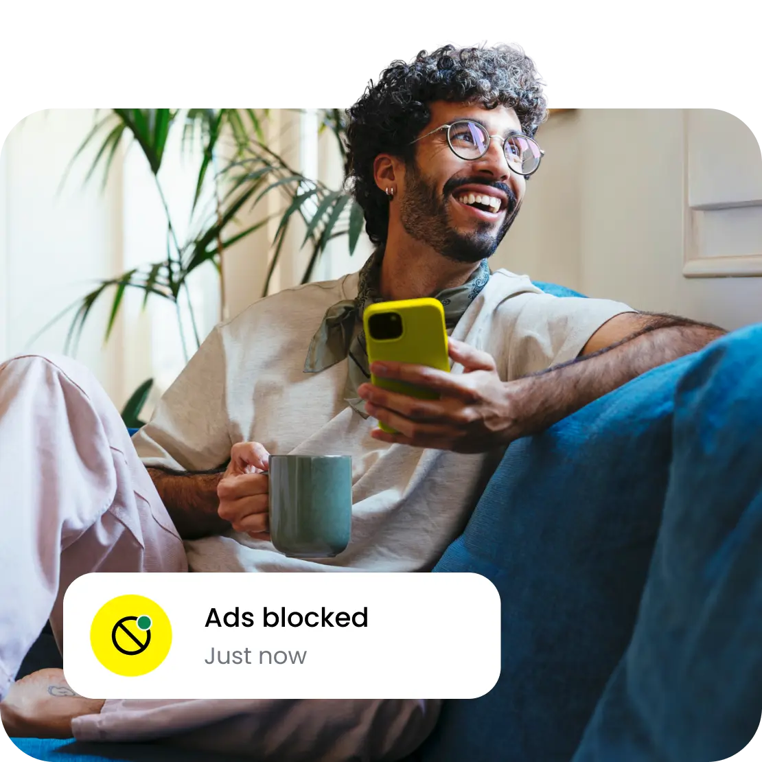 Saily’s Ad blocker feature helps block ads online.