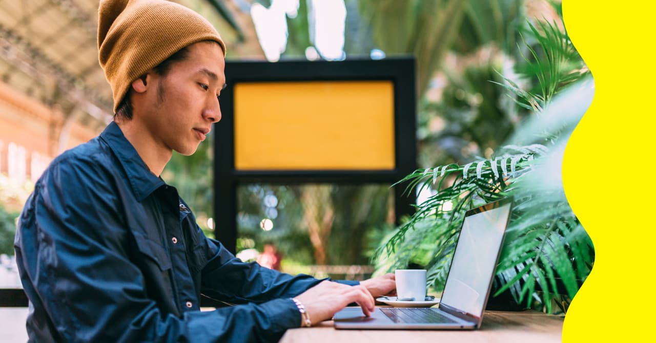 A Saily survey reveals a majority of travelers use public Wi-Fi despite the risks